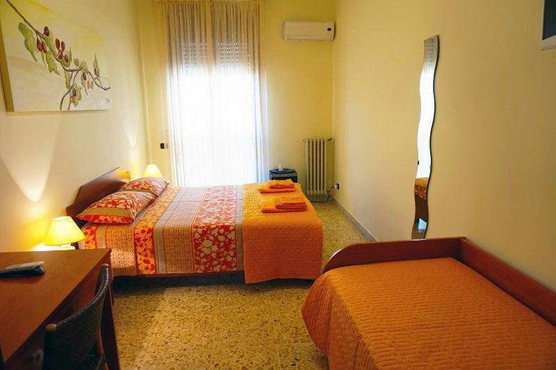 B&B Piazza 300Mila Lecce Buitenkant foto