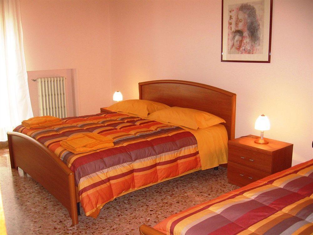B&B Piazza 300Mila Lecce Buitenkant foto