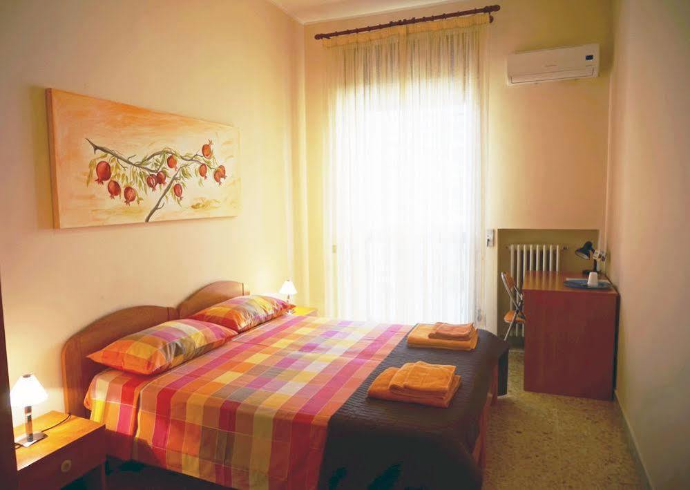 B&B Piazza 300Mila Lecce Buitenkant foto
