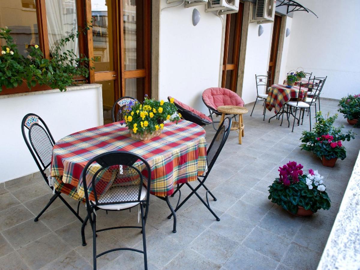 B&B Piazza 300Mila Lecce Kamer foto